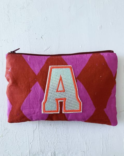 Etui mit Glitzer-Buchstabe A