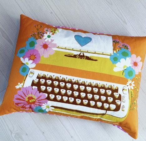 Kissen - "Schreibmaschine" orange